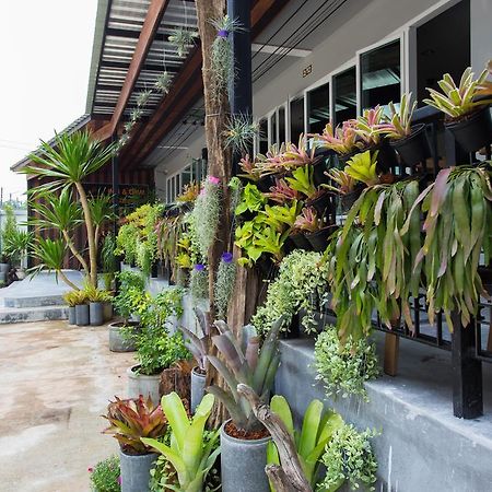 Krabi Inn & Omm Buitenkant foto