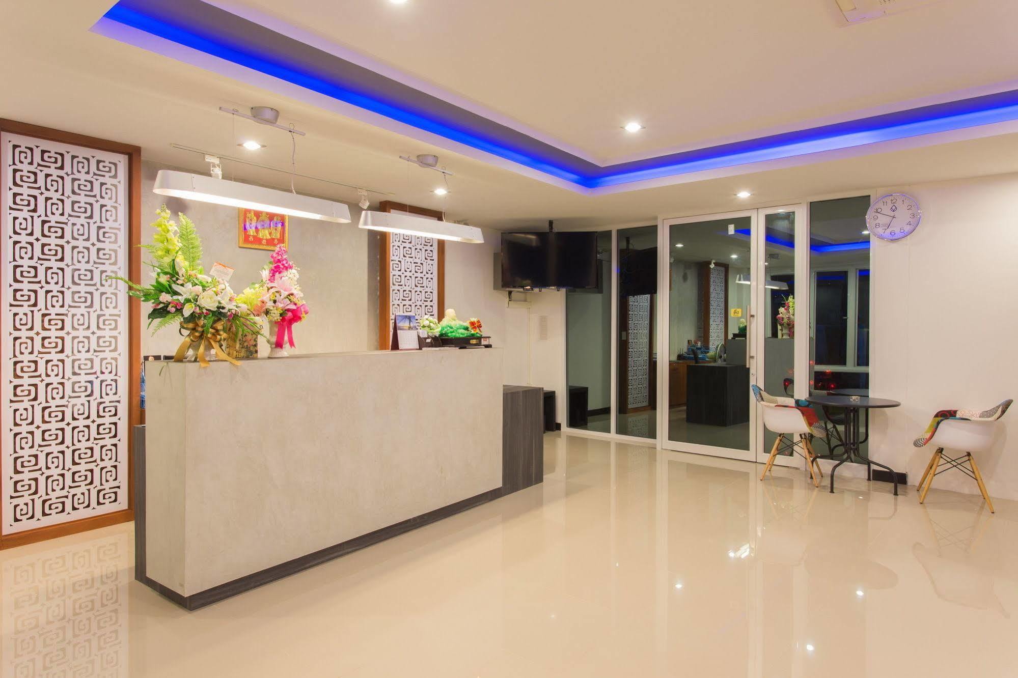 Krabi Inn & Omm Buitenkant foto